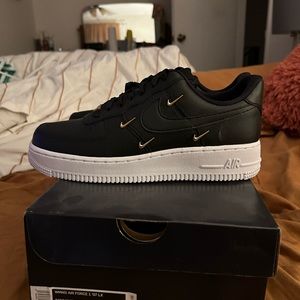 Nike’s Women’s Air Force 1 ‘07 LX